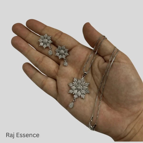 Stylish Zircon Flower Locket Set with Earrings - Image 3